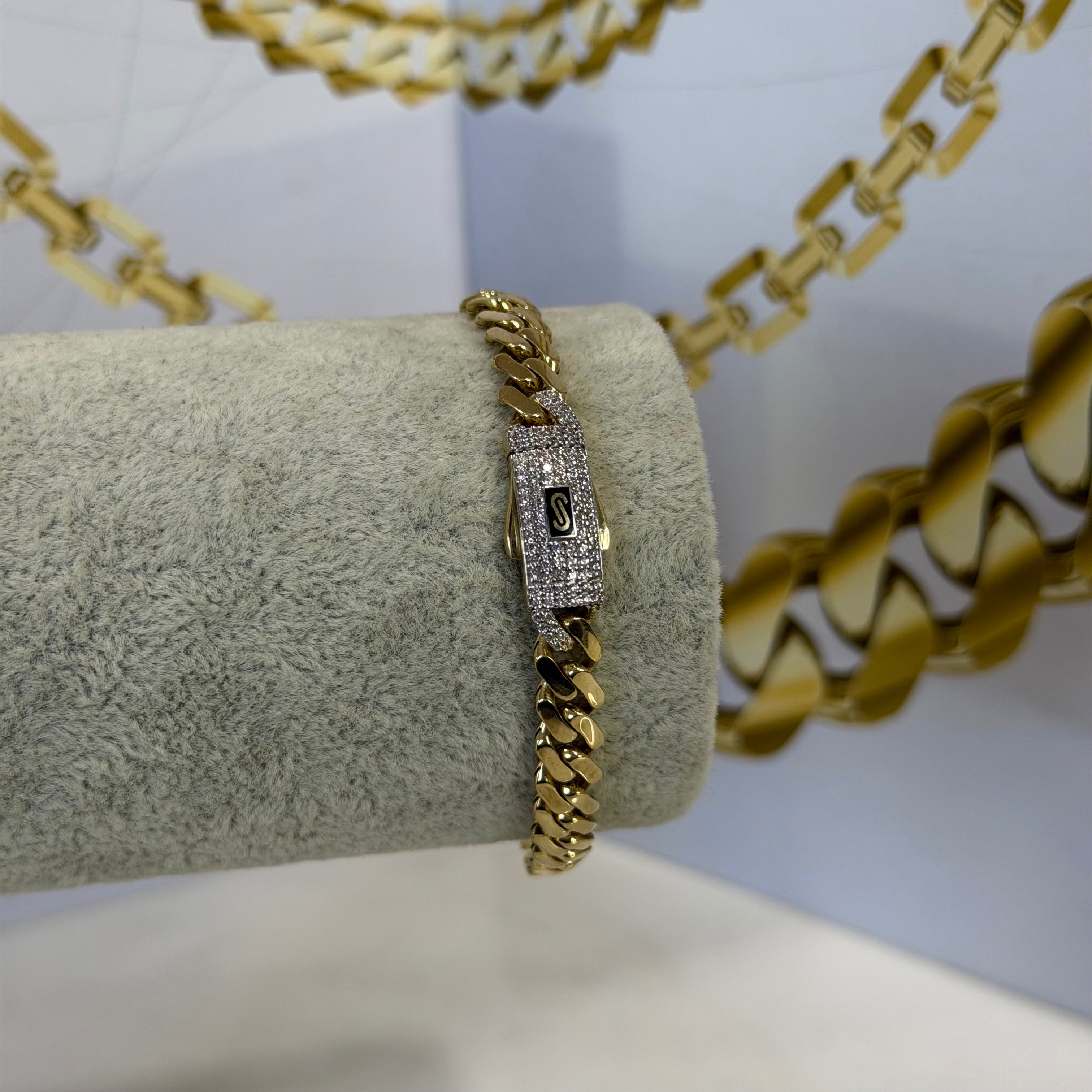 Pulso Classic Monaco Chain Oro 10K