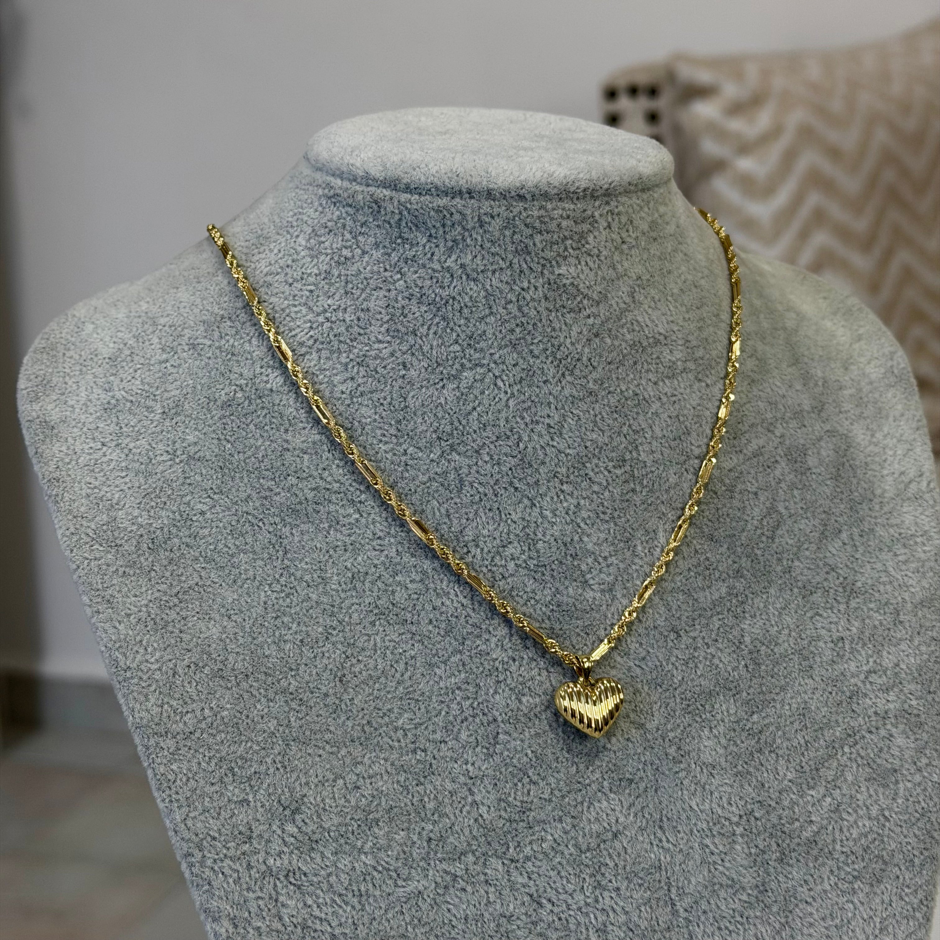 Gargantilla Torzal Fígaro + Corazón Oro 10K