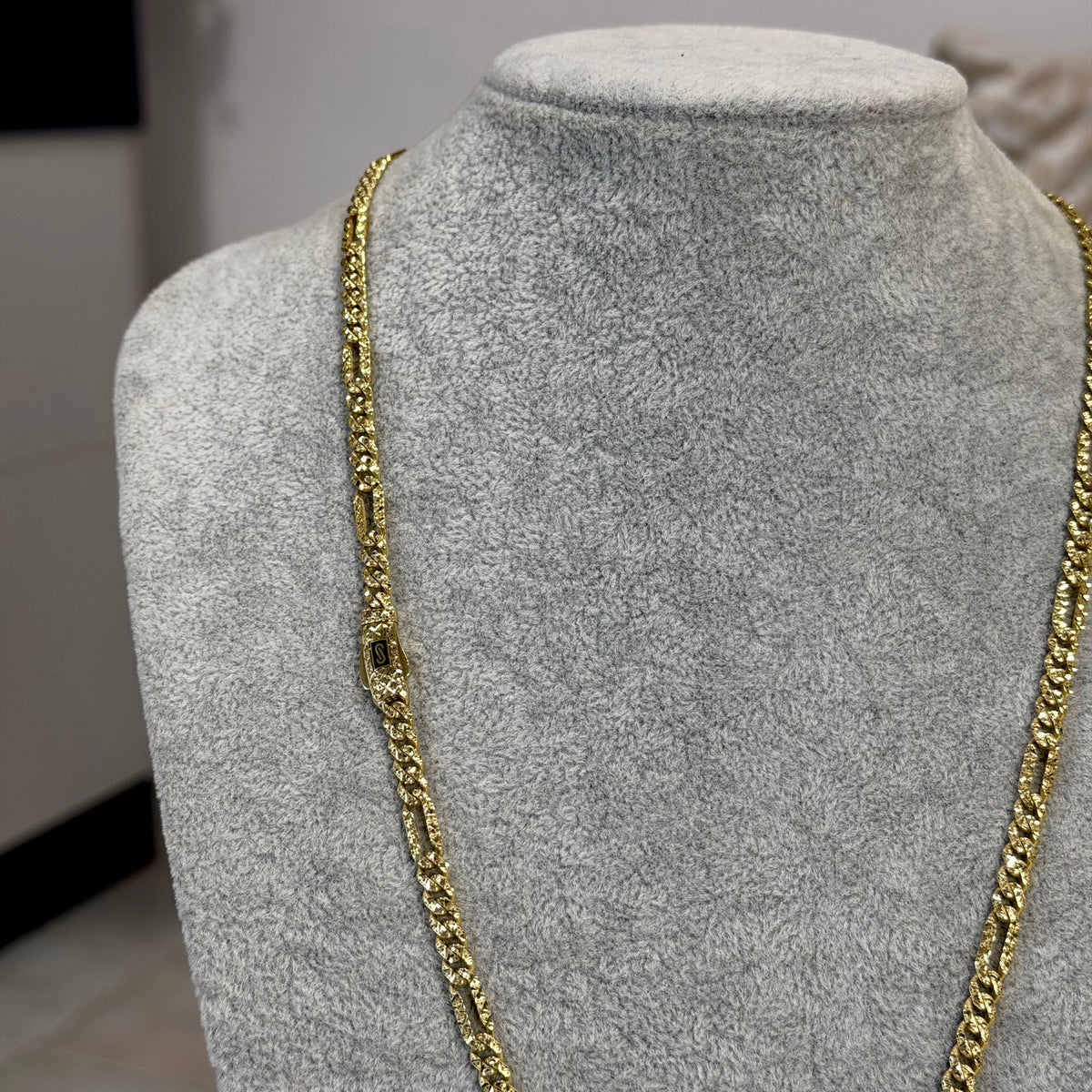 Cadena Figaro Diamantado Monaco Oro 10K