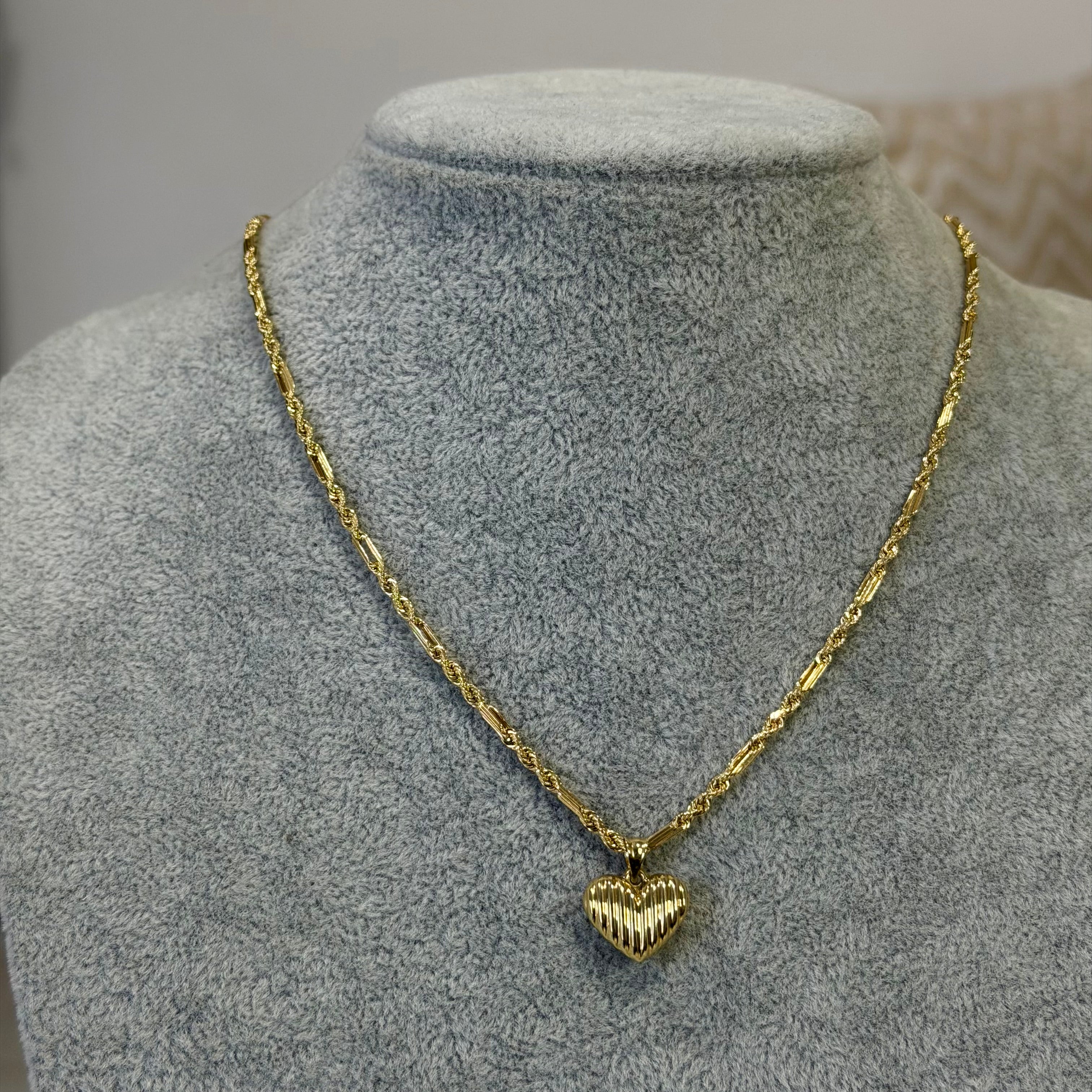 Gargantilla Torzal Fígaro + Corazón Oro 10K