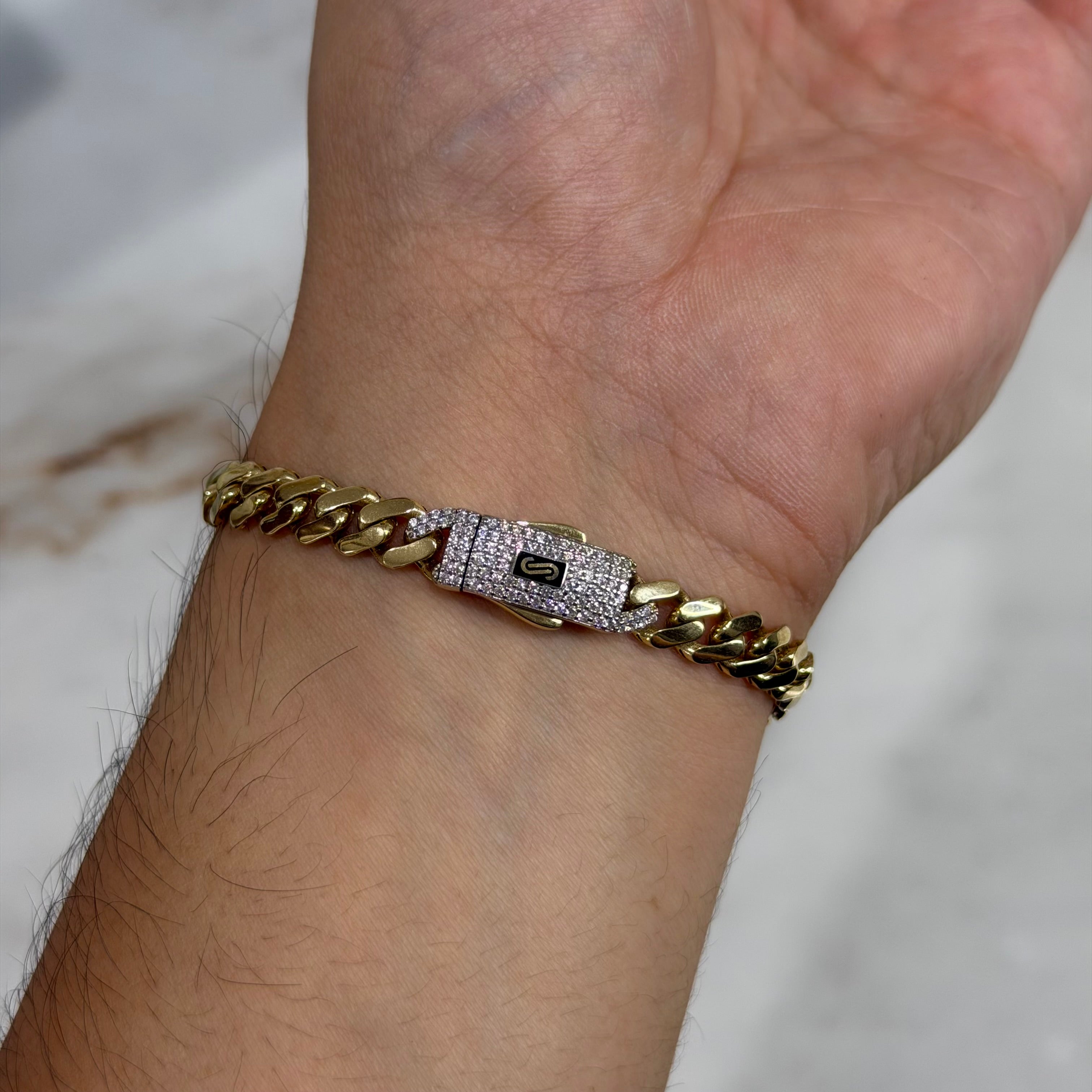Pulso Classic Monaco Chain Oro 10K